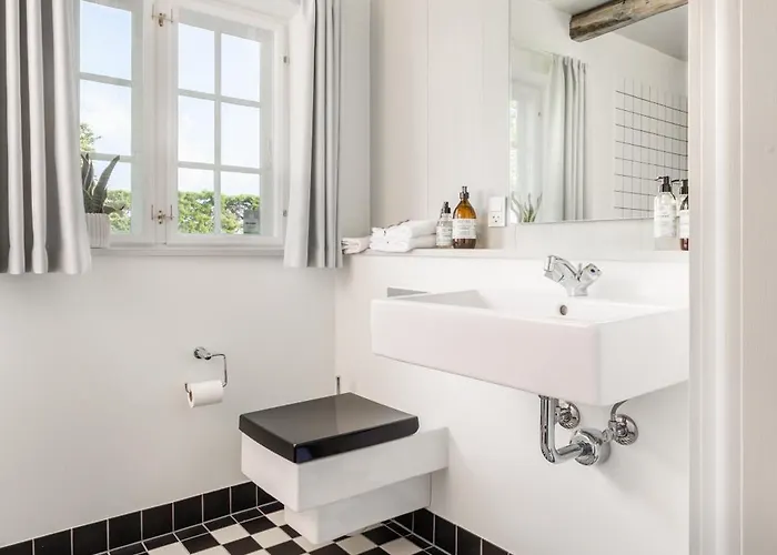 Hindsgavl Slot Hotell 4*