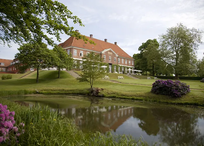 Hindsgavl Slot Hotel 4*