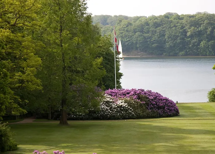 Hindsgavl Slot Hotell 4*