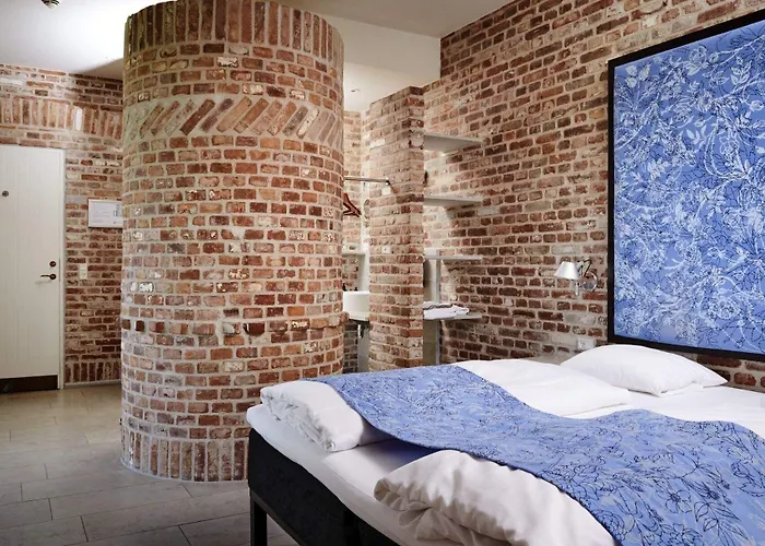 Hindsgavl Slot Hotell 4*